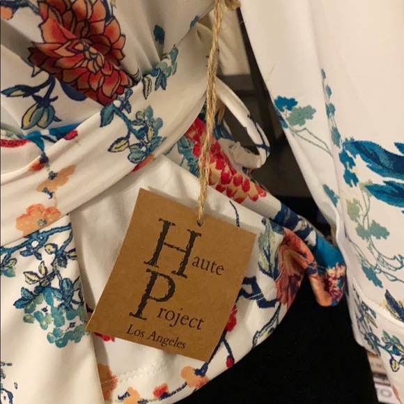 Gorgeous wrap shirt - Picture 3 of 3